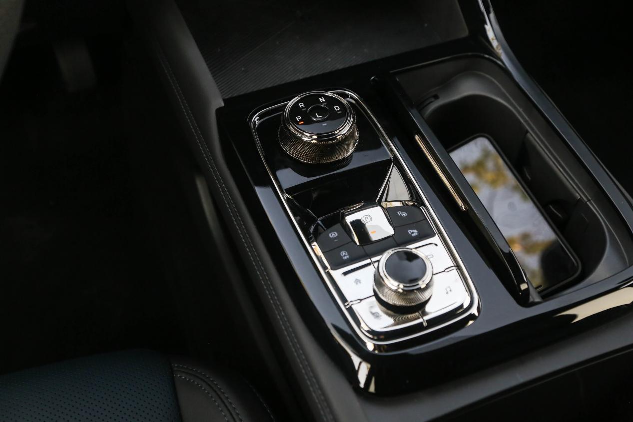 16万以内落地的福特suv,深度试驾福特领睿