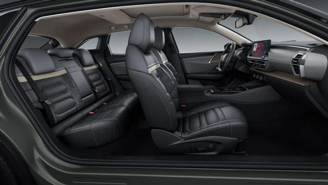 哪款轿车比凡尔赛c5x好,凡尔赛c5x哪款车值得买