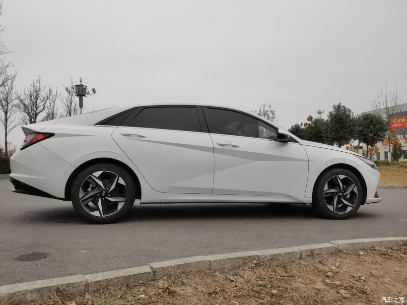 第七代伊兰特新款与老款对比,总结我的用车感受