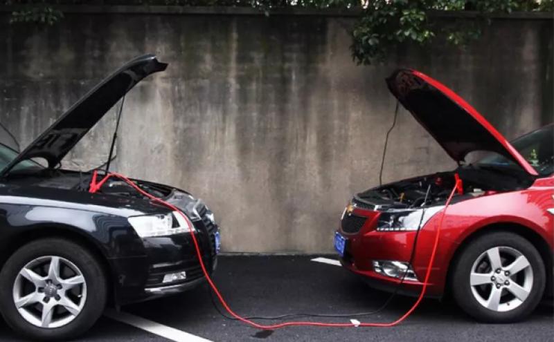 为什么汽车电瓶冬天容易亏电,电动车电瓶怕冷吗