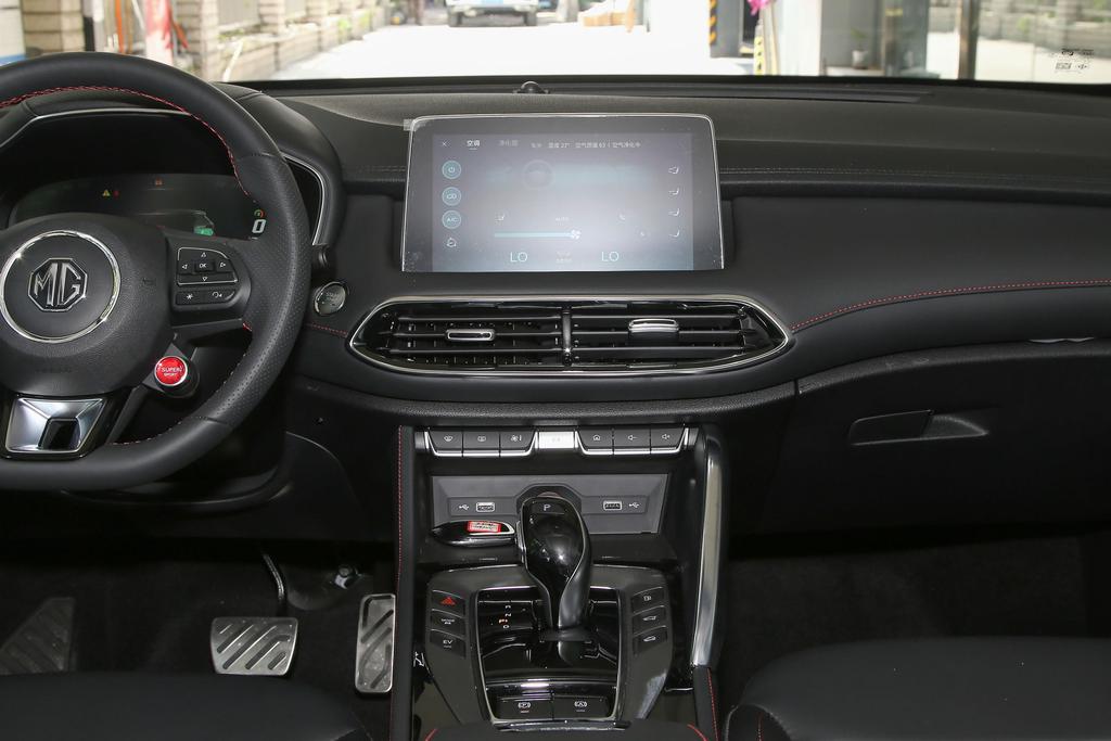 mg领航phev21款,mg领航phev和领克06