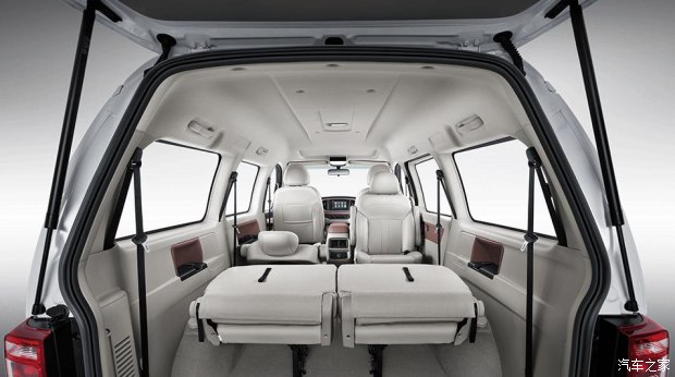 菱智m5ev新能源汽车硬核购车指南,油价5元以下