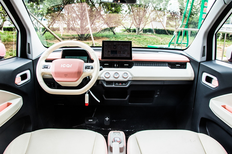 5万左右纯电代步小车，QQ冰淇淋·桃欢喜带来哪些惊喜呢？