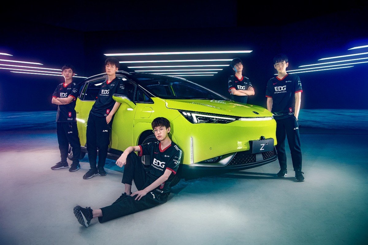 合创电竞车,合创汽车英雄联盟联名款