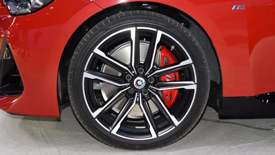 宝马m240i国内售价六缸,m240i宝马2022黑武士