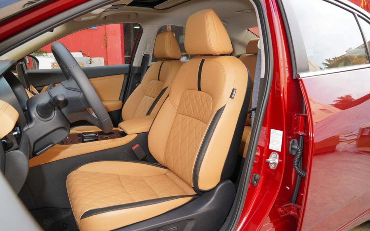 轩逸2020款和卡罗拉2020款哪个好,卡罗拉价格与轩逸比哪个值得买