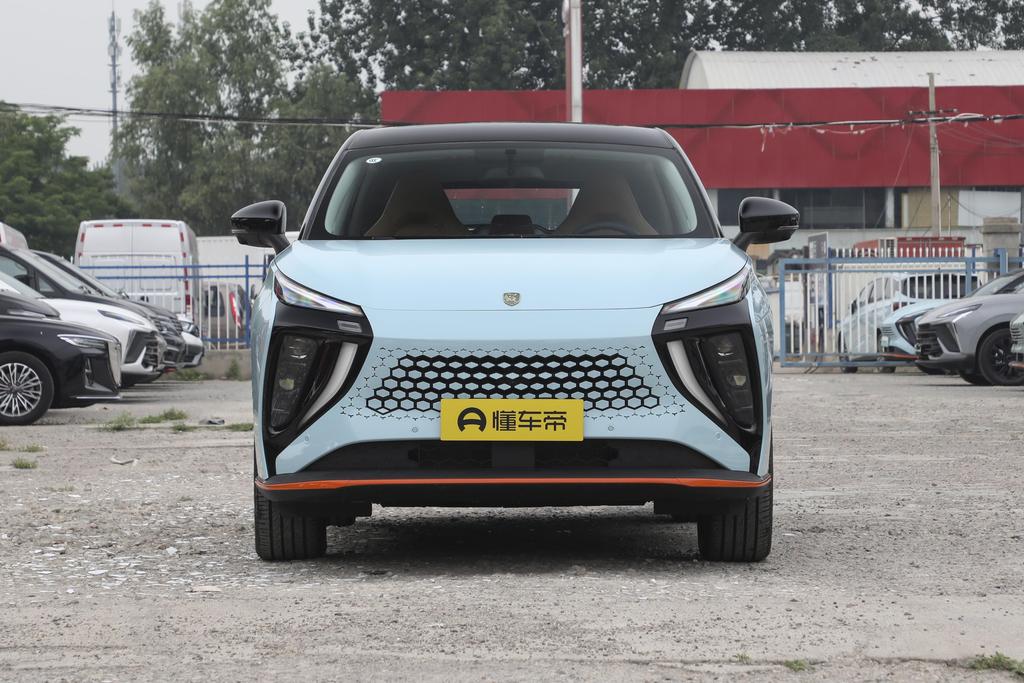 纯电动紧凑型suv30万预算,全新车风行雷霆suv超大空间