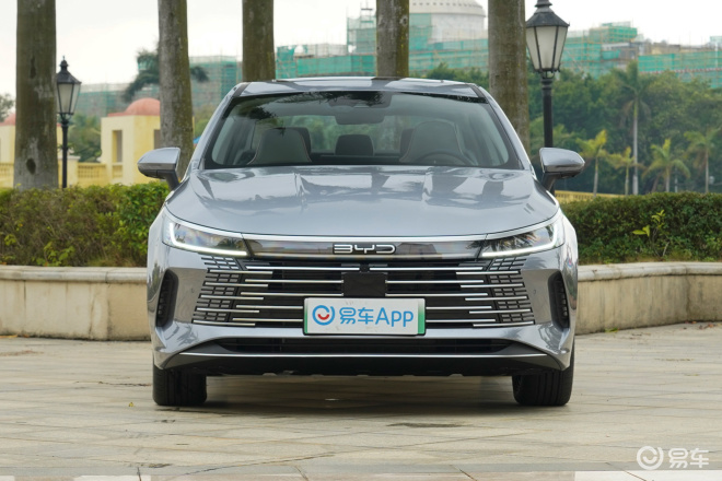 比亚迪护卫舰07和驱逐舰05哪个好,不惧油价