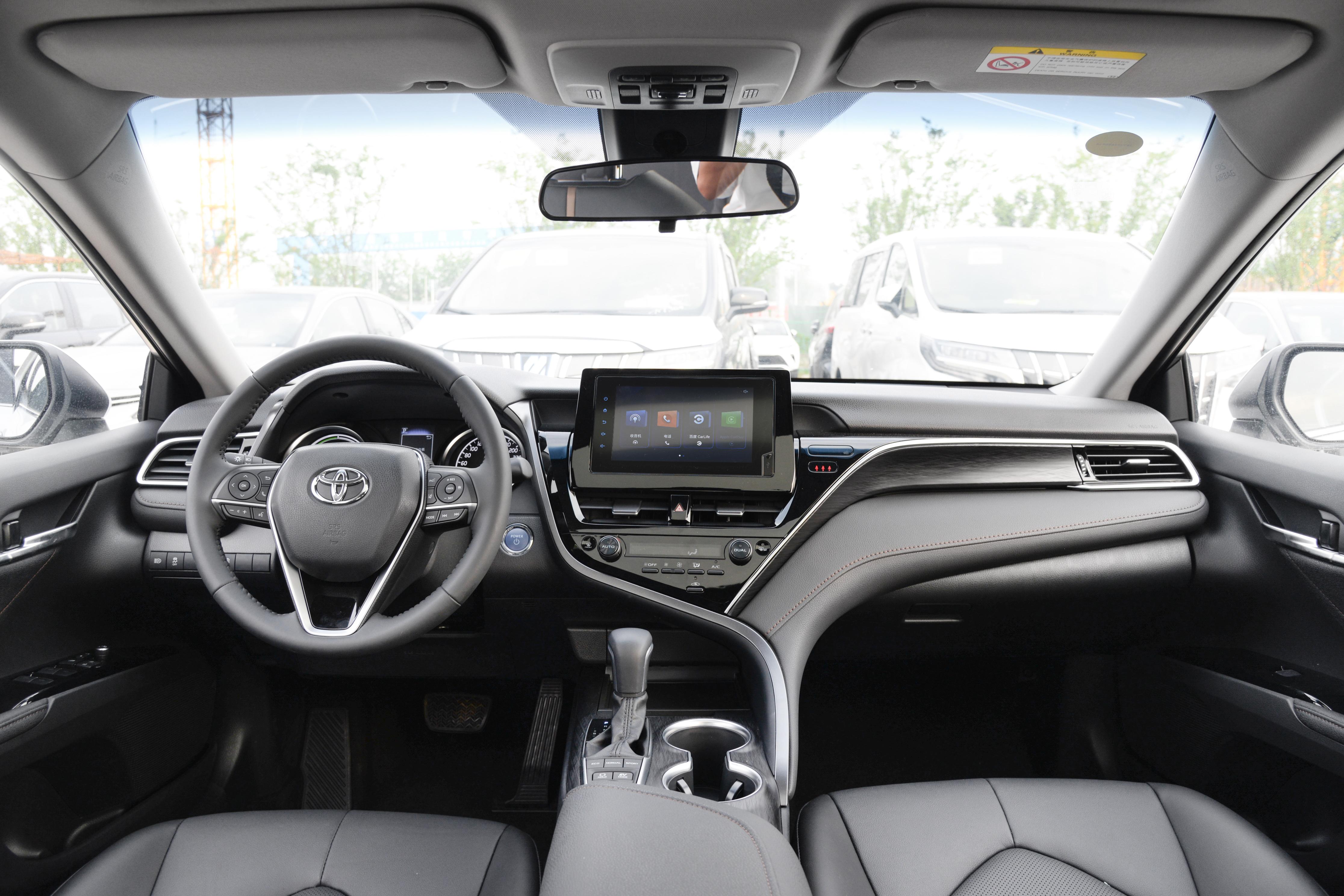 丰田凯美瑞2.5混动入门版测试,新丰田凯美瑞2.5升混动版到店实拍