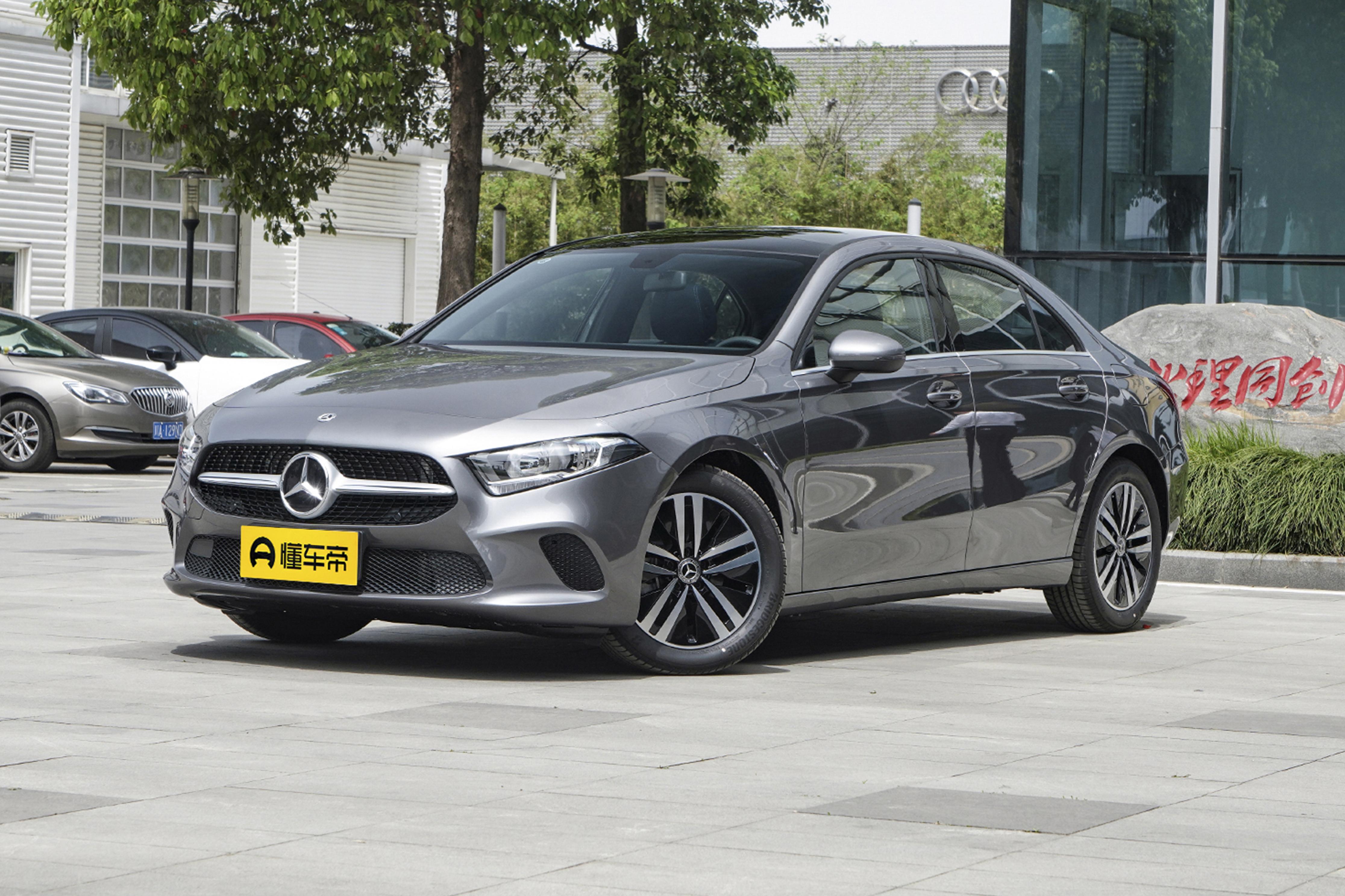 搭载1.5t发动机15.99万元起售,奔驰a这三款车型大概多少钱