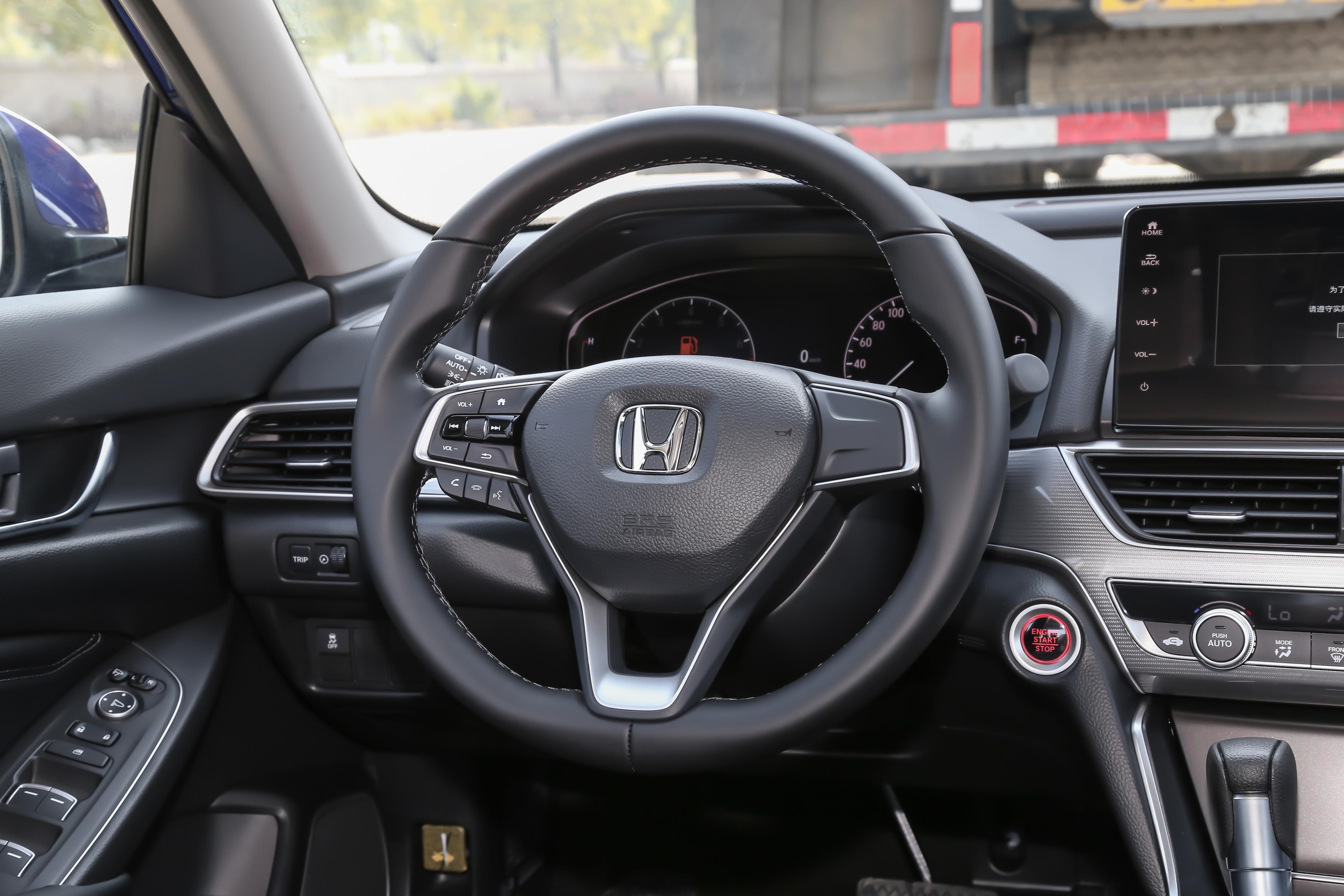 2018款雅阁测评评价怎么样,新款雅阁为什么销量那么好