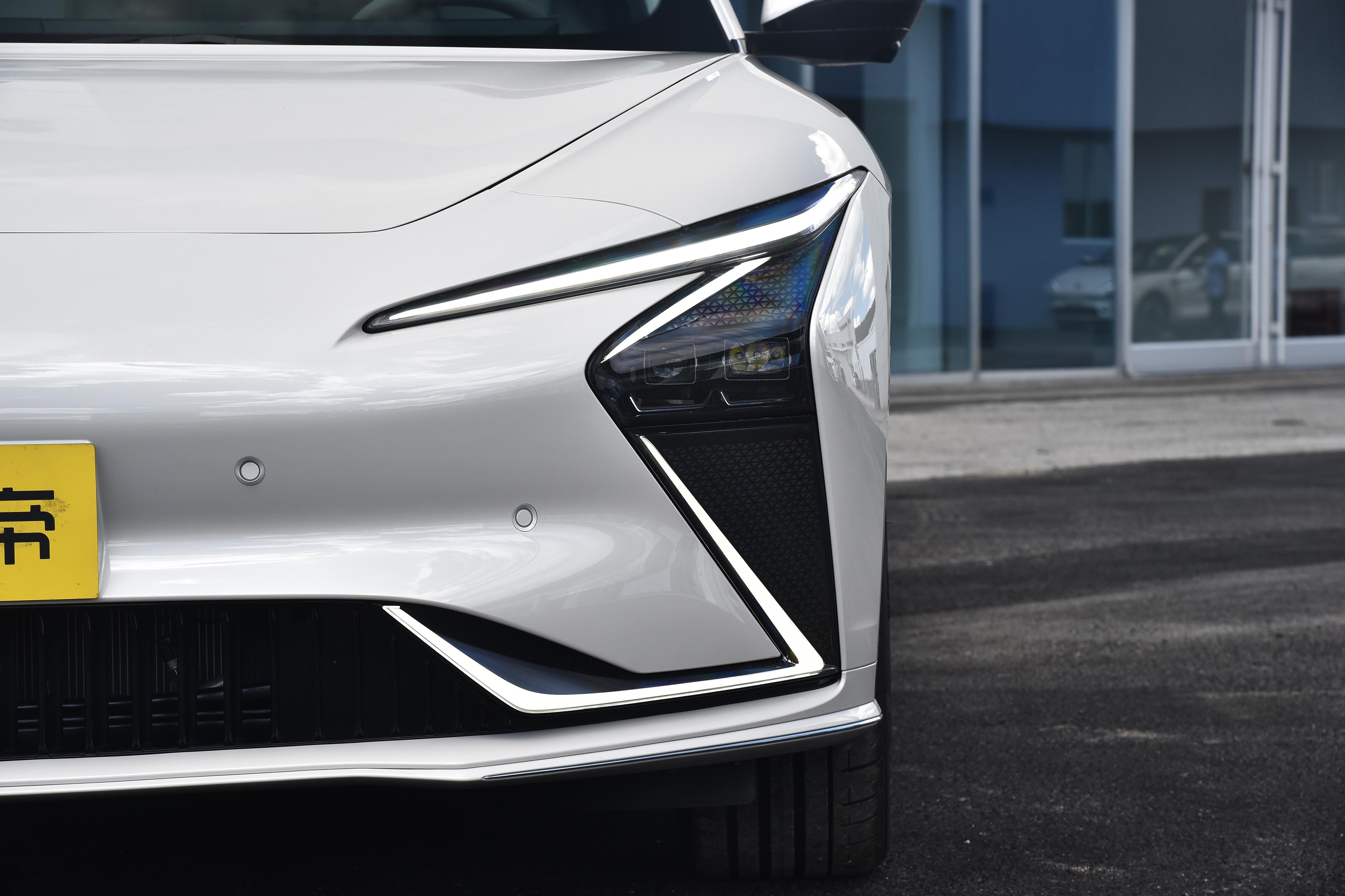 智己电动汽车l7,智己l7全车功能