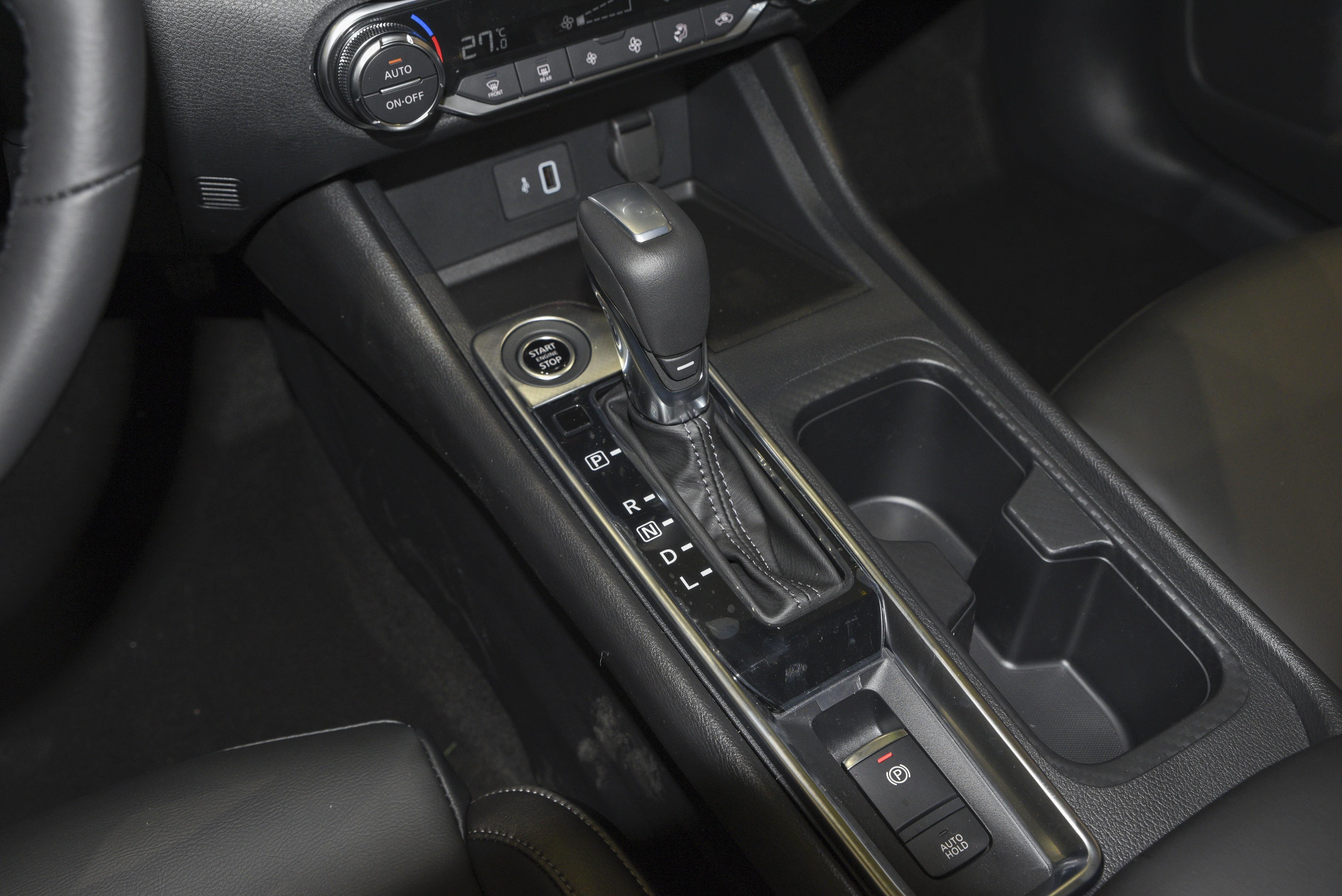 家轿最实用的口碑最好的10万级车,四款10-15万运动紧凑型家轿推荐