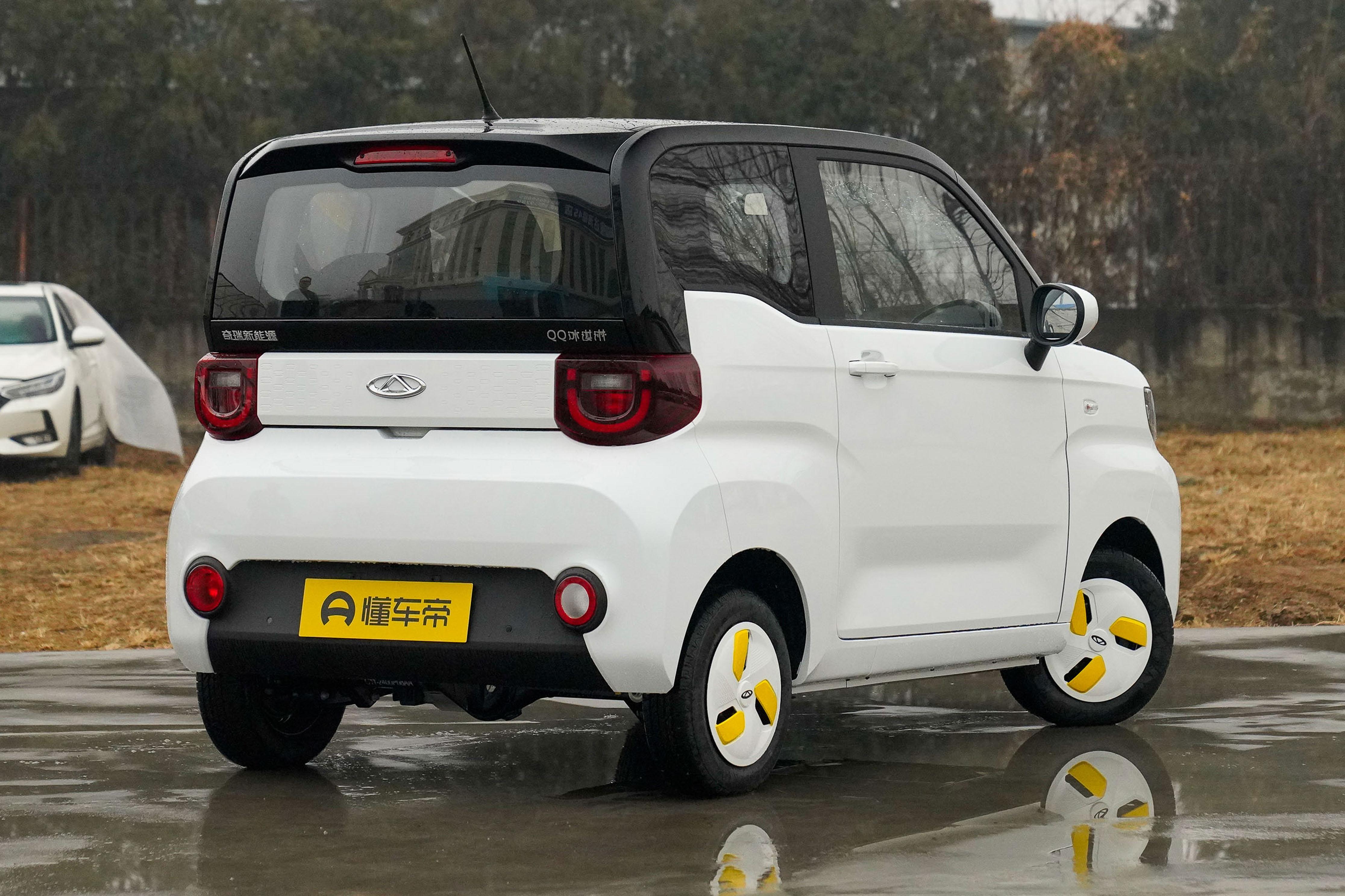 奇瑞qq冰淇淋新能源汽车最新款,奇瑞qq冰淇淋长续航版落地价格