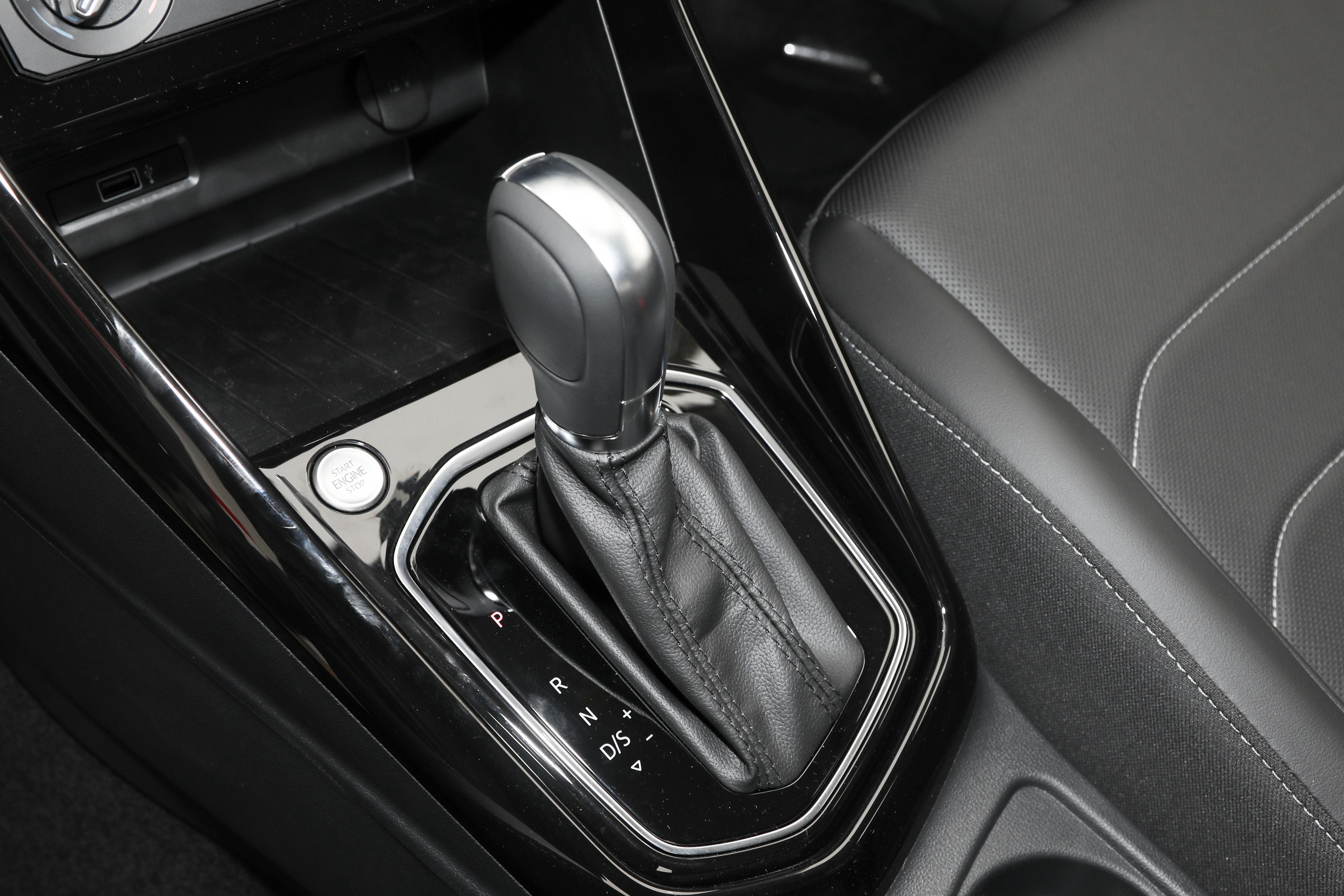 想买个捷达vs5分期首付多少,捷达VS5全款落地多少钱最低配