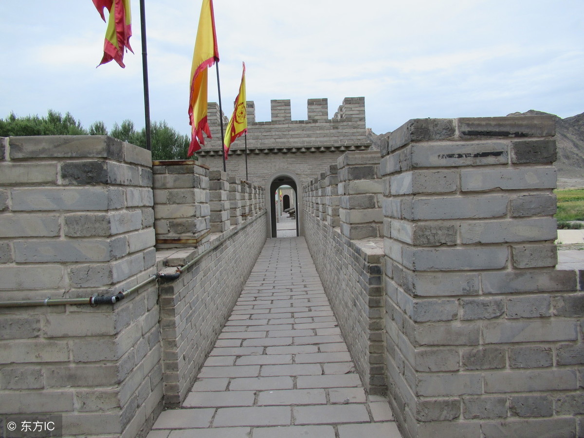 小说：有智慧的吕布，在三国黄袍加身可行不