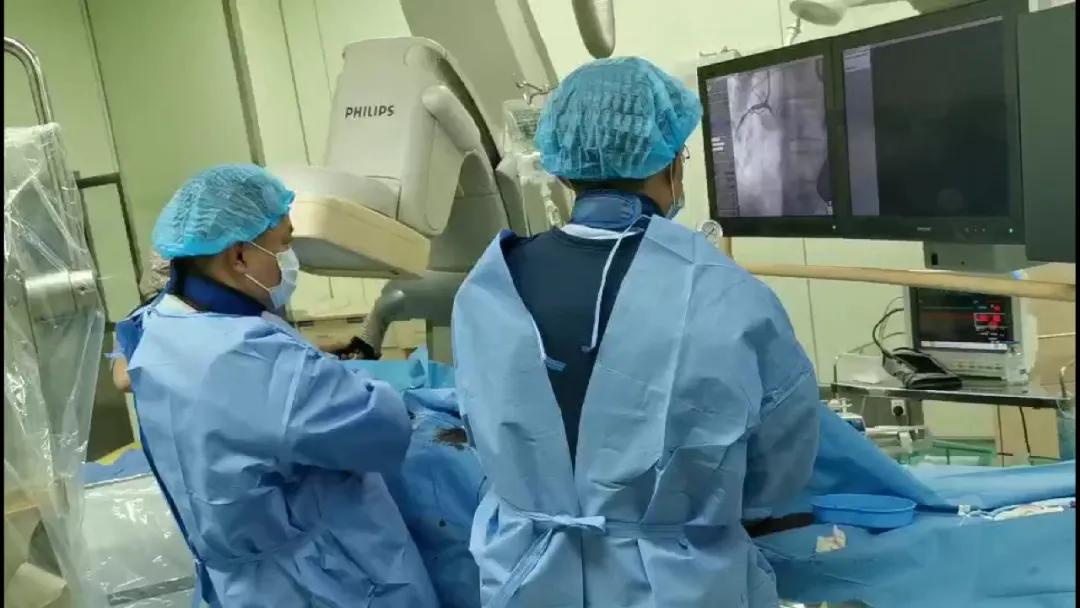 急性心肌梗死抢救的黄金时间,急性心肌梗死并发室颤典型案例