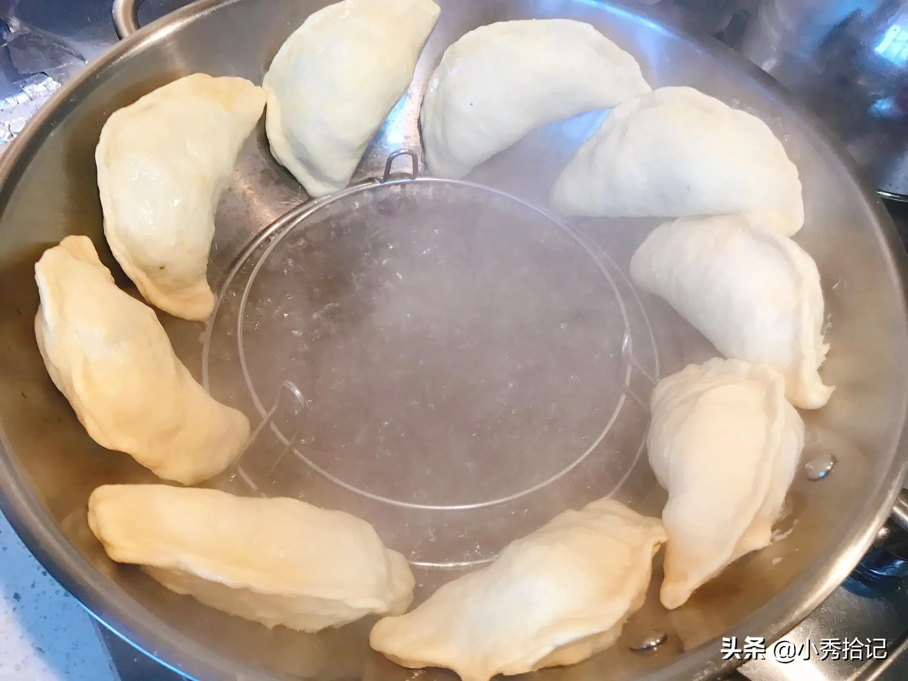 饺子锅边贴,饺子贴在锅上