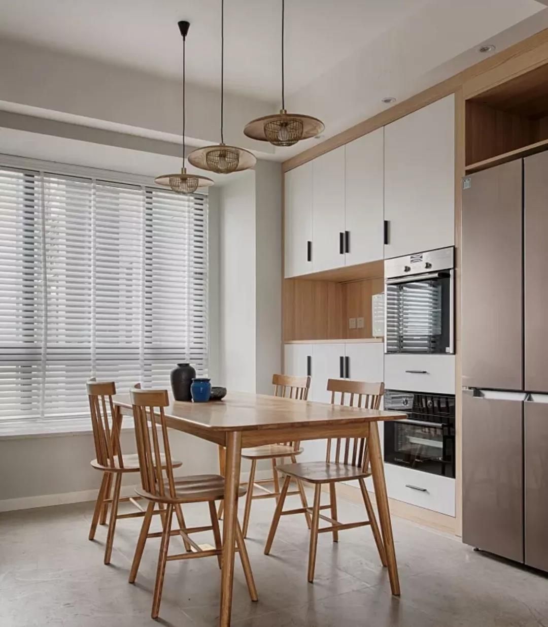 餐厅中间怎么装修好看,餐厅装修怎么省成本