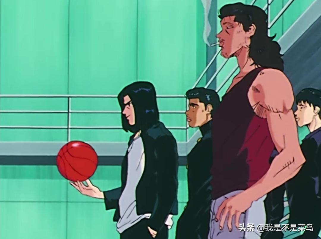 新买的篮球鞋被踩脏,篮球鞋被踩爆了