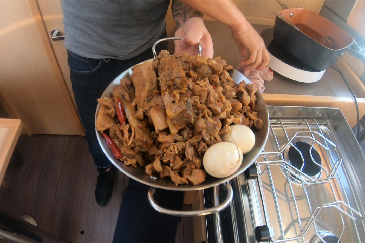 中国小伙的航海日记（三）：瑞典小岛采购，雷暴前最后的宁静