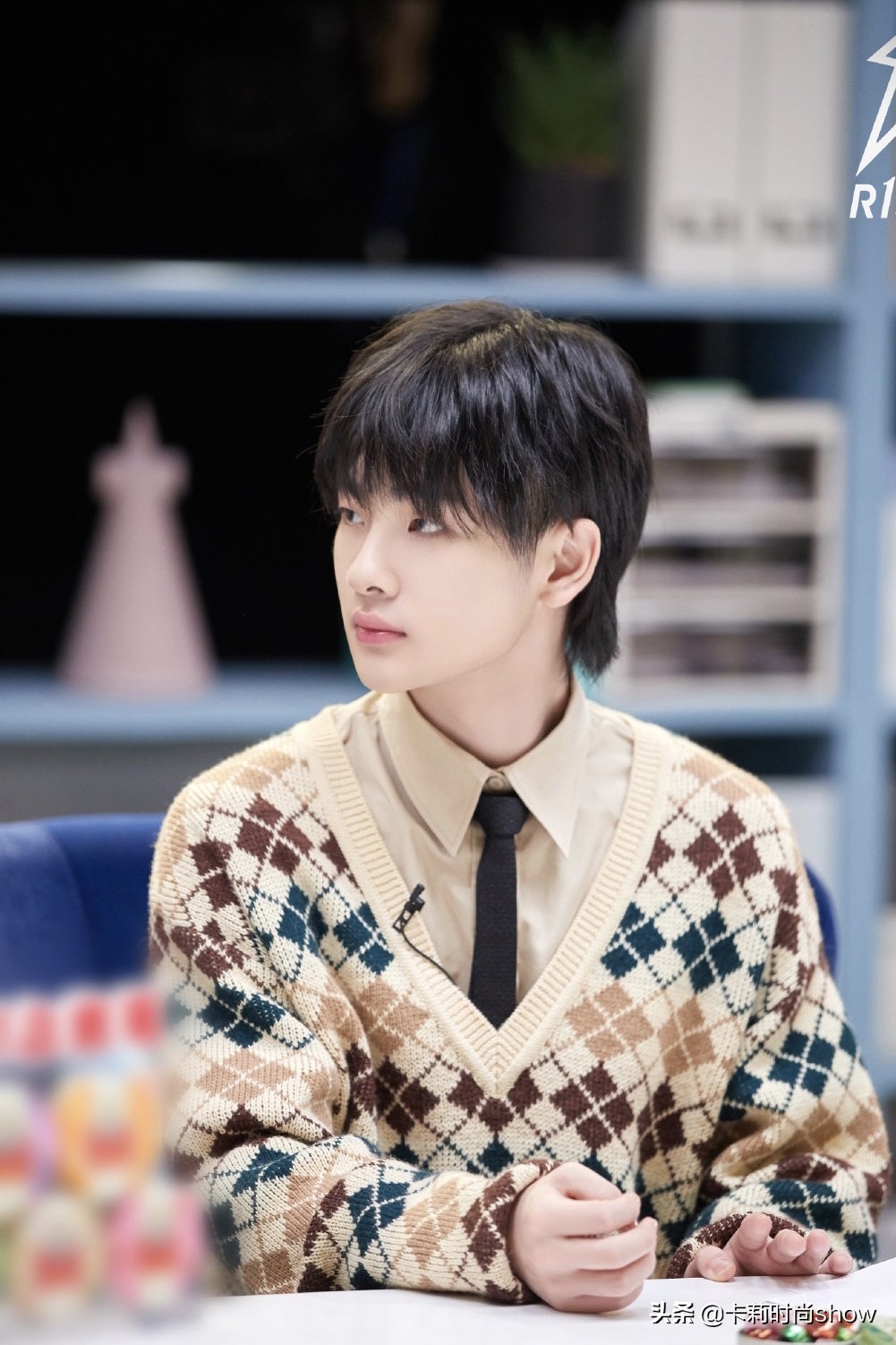 gucci走秀款复古夹克鹿晗同款,gucci虎年限定鹿晗同款毛衣