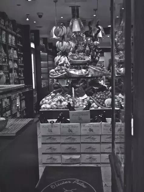 海明威丨饥饿是有益的磨炼