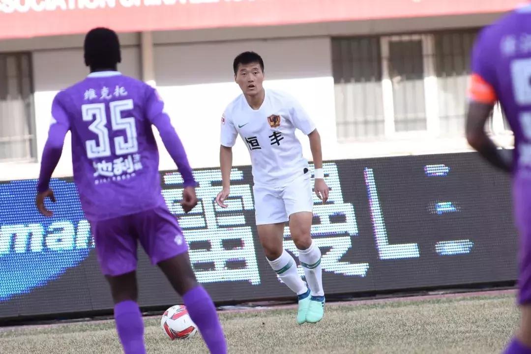 莫塔打布斯克茨,莫塔角球直接破门