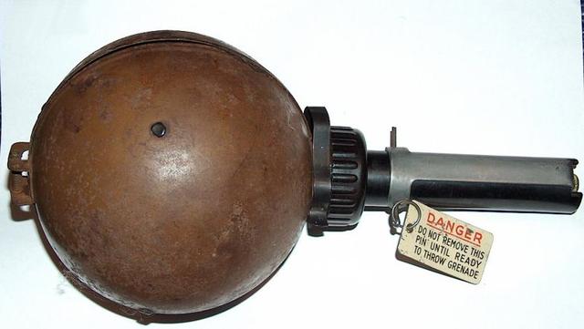 粘上就讹上了，专治心绞痛，英国粘性*弹炸**