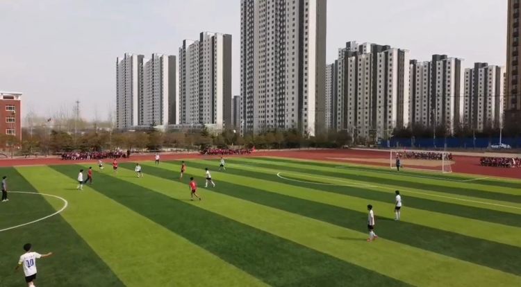 枣庄十五中北校篮球比赛,枣庄市十五中学东校足球比赛