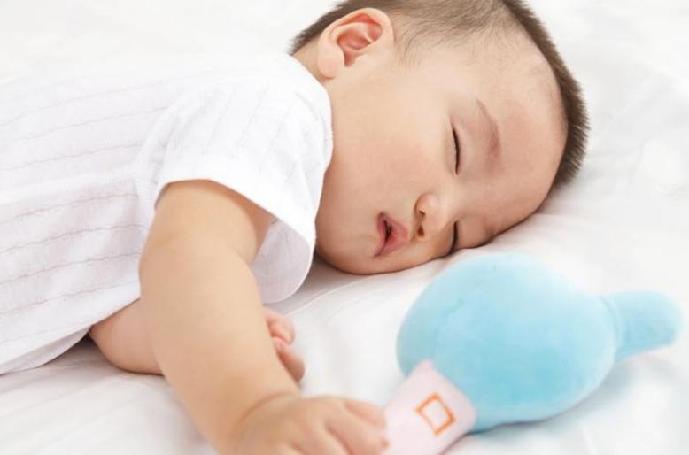 宝宝睡觉黑白颠倒多久能调整过来,宝宝睡眠颠倒