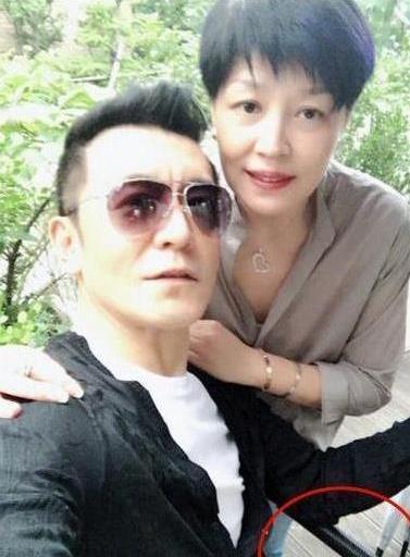 仅26岁最美主持人去世,47岁著名主持人突然去世