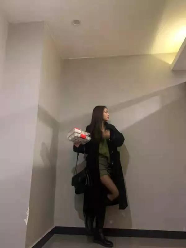 只要上班够土下班就没人认出,只要上班够土下班就认不出来