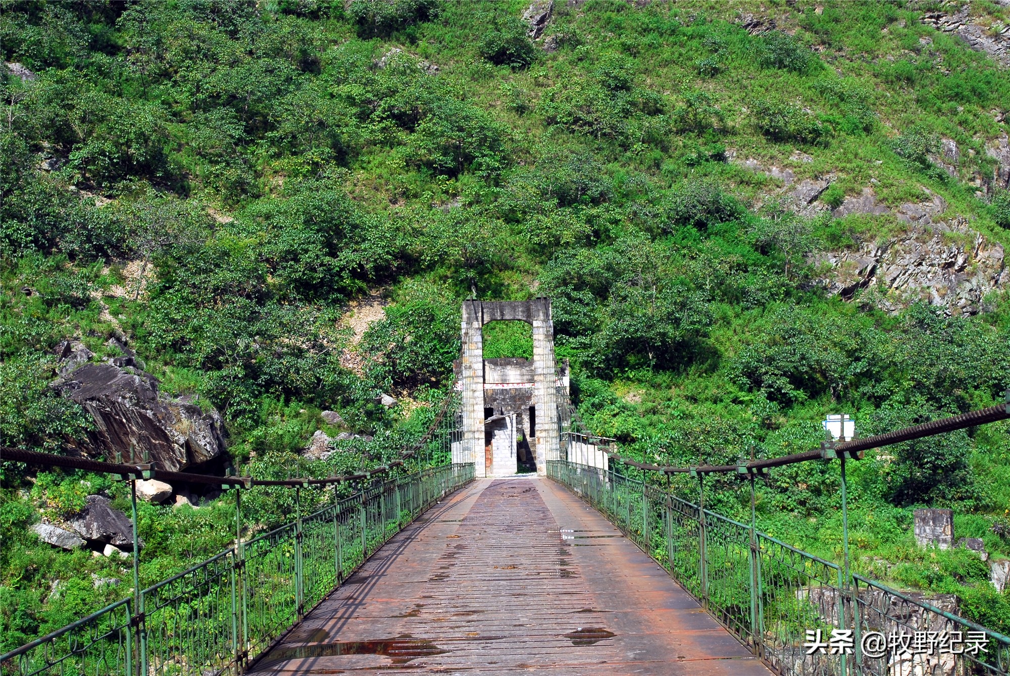 三江并流旅游攻略,怒江三江并流现场