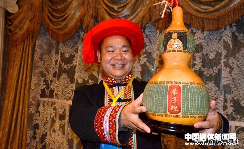 瑶医传人房芸满走进丝路咸阳送温暖