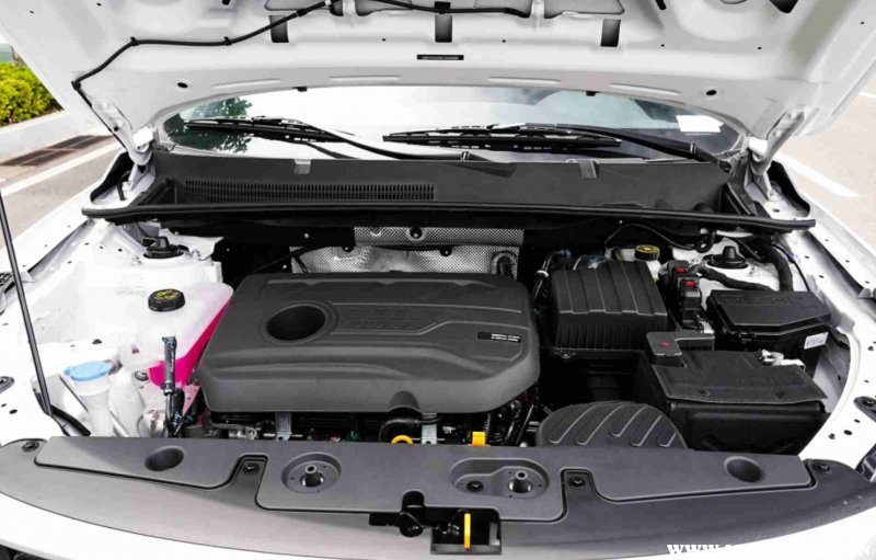 20款远景x6和21款远景x6,吉利远景x6和吉利远景x6区别