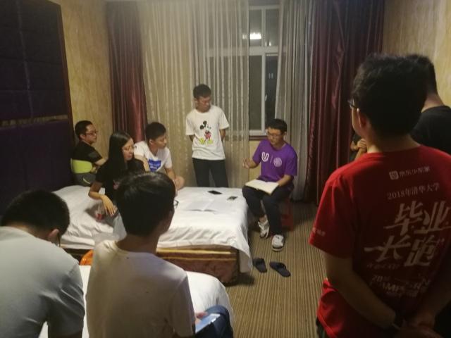 香港酒店标间能入住3个成年人吗,酒店一间房限制住几个人吗