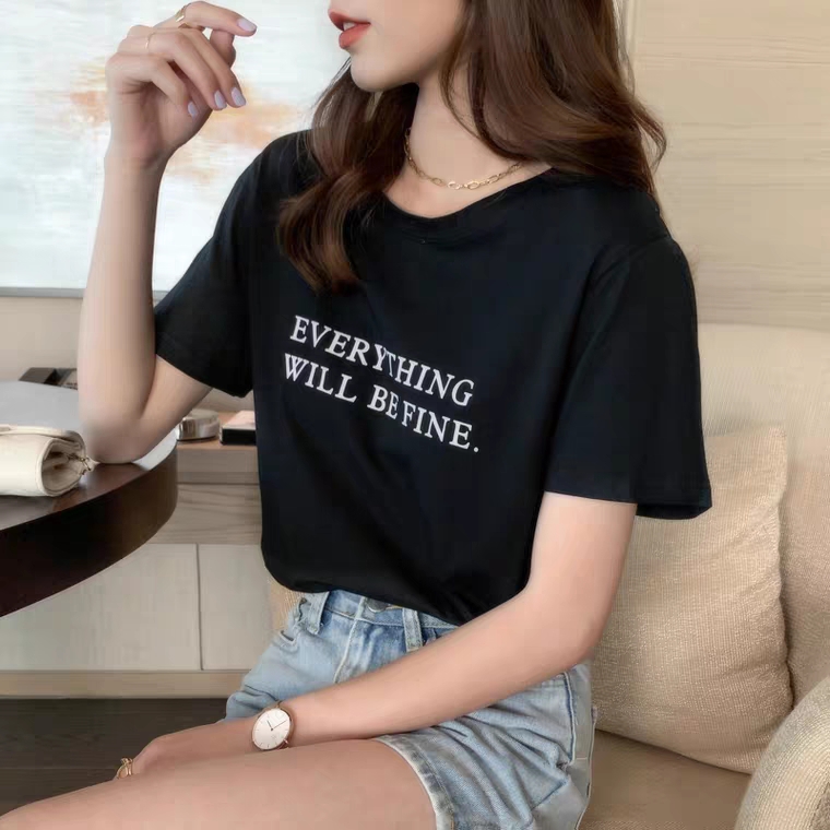 胸大的女生穿衣服该穿什么,胸小女生的选衣误区