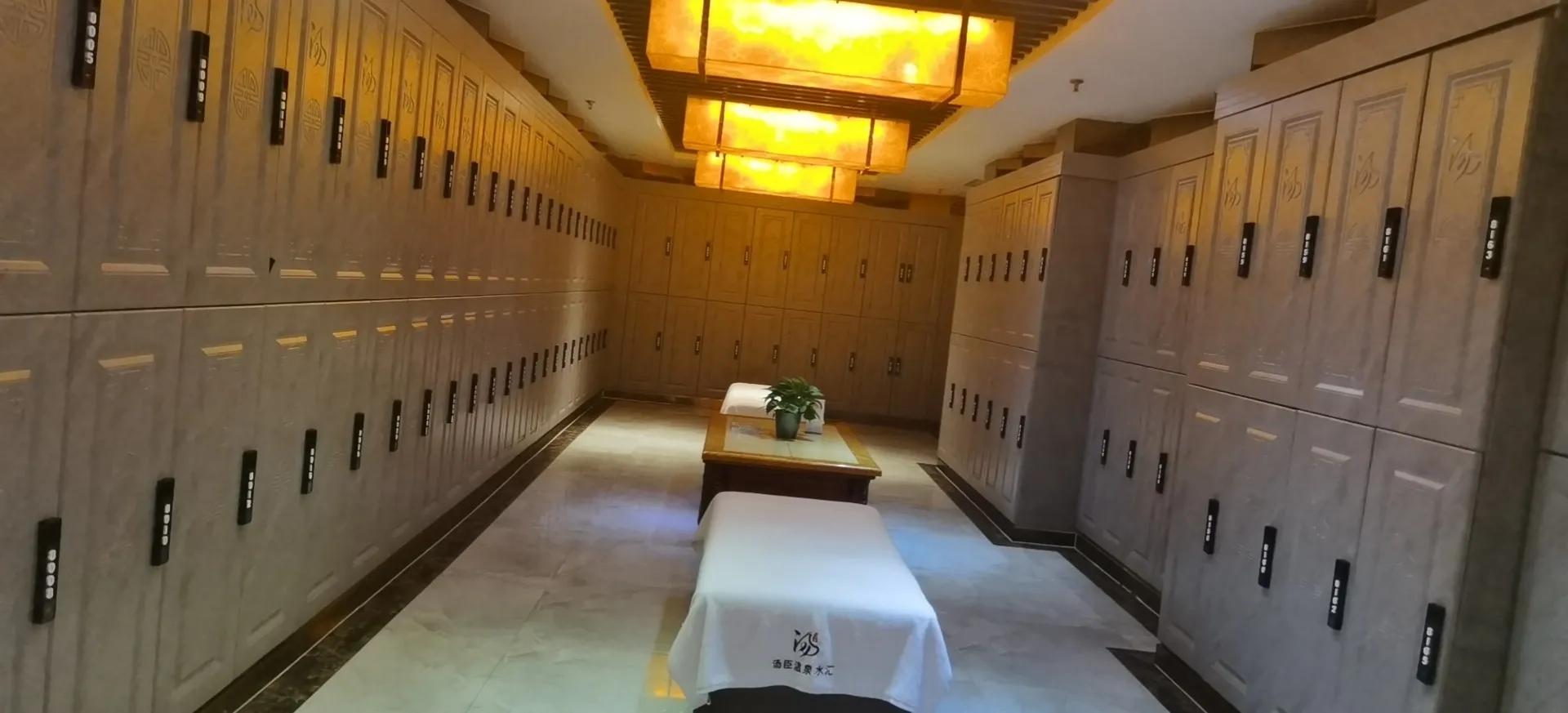 汤臣温泉水汇中心广场,郑州汤臣温泉水汇