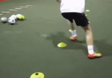 足球才是真正的必杀技,足球除了靠速度还靠什么