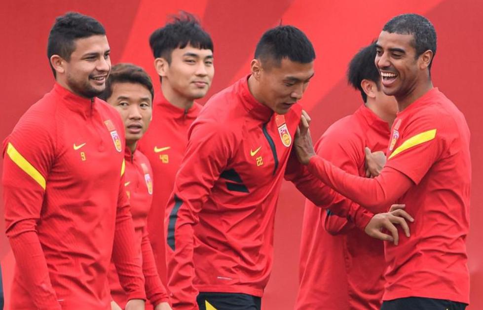 关岛队盛赞国足,国足关岛评论