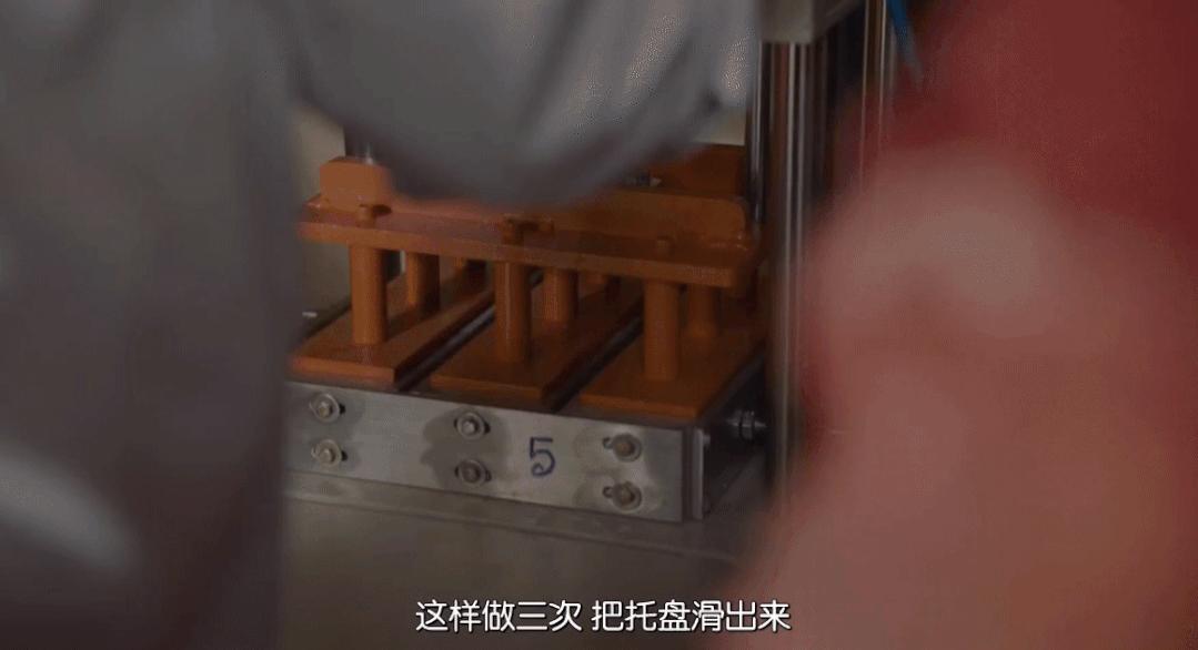 奥斯卡最佳短片记录印度女人争取卫生巾自由,卫生巾是怎么做成的