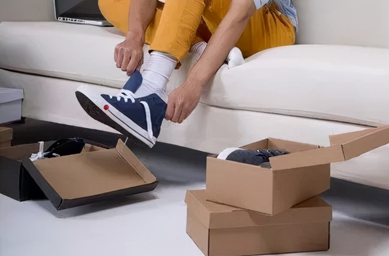 买鞋子尺码小了咋办,买鞋子尺码大小的讲究