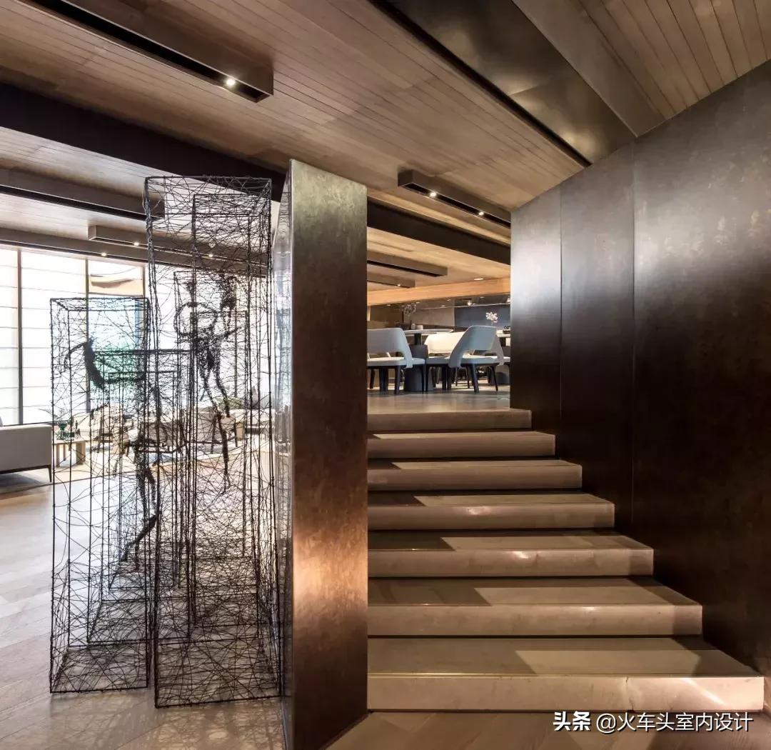 仿古夯土墙效果图大全,现代夯土墙建造的别墅