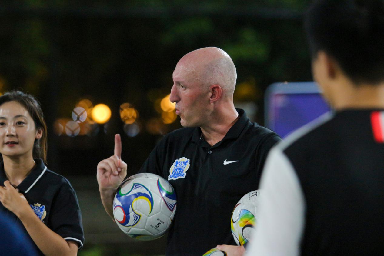 实况手游策划,实况足球游戏策划是谁