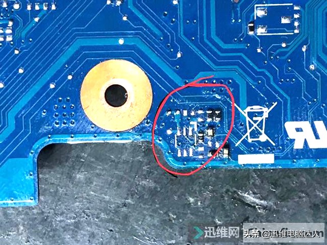 华硕笔记本飞行堡垒蓝屏重装教程,华硕飞行堡垒fx95进水开不开机