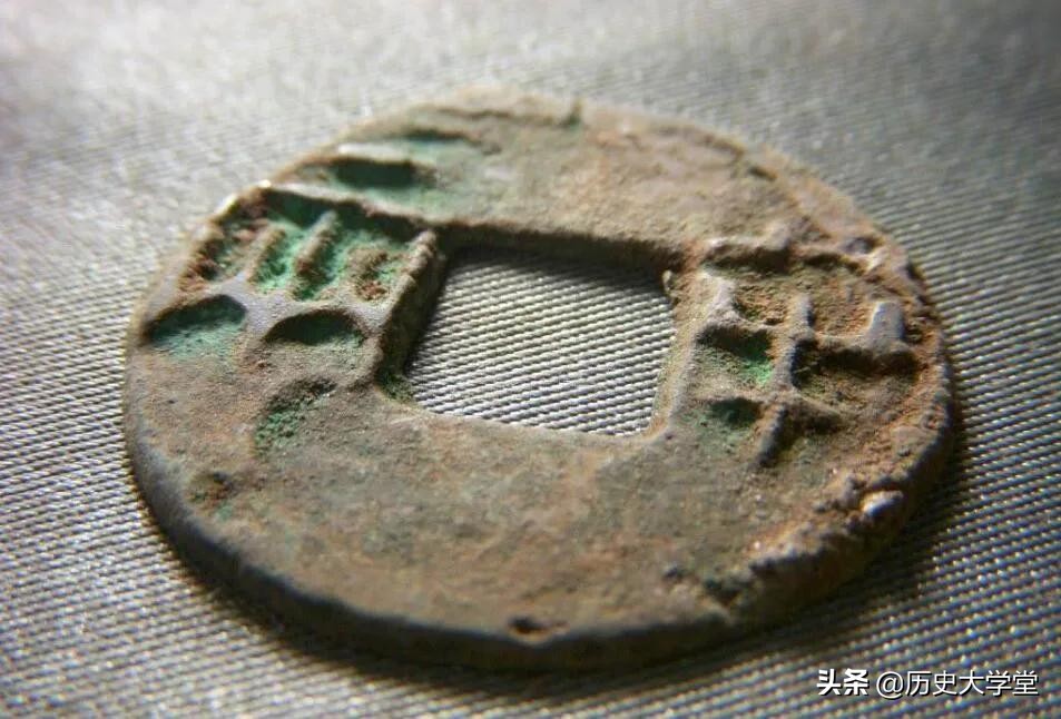 历史上有哪些奇葩的钱币,中国假钞泛滥是哪个年代