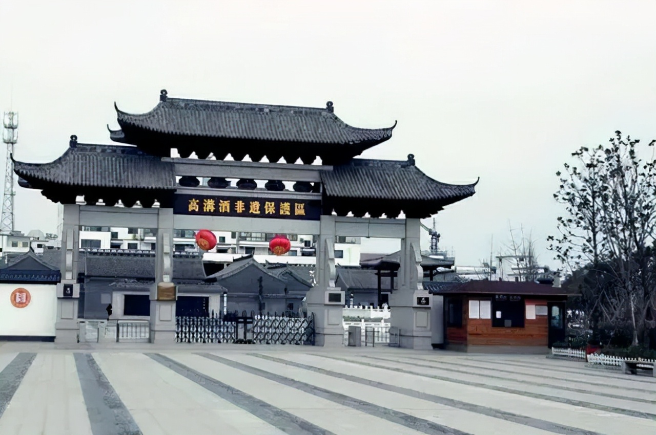 鍝佸浗缂橀厭,鍝佸浗缂樿涓浗鏁呬簨