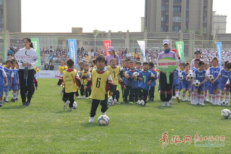 山东青岛青少年足球,青岛再添新地标