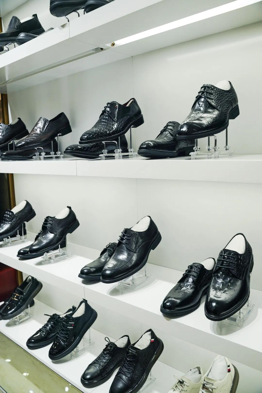 真美服饰女装,真美新服装